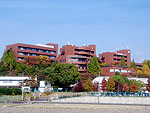 大阪国際大学　枚方キャンパス学舎の遠景