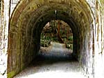 甲山へのトンネル