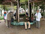 新家公園で休憩