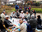 お屠蘇や清酒で祝杯