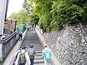 伊居太神社への石段